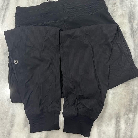 lululemon dance studio jogger!! - Picture 3 of 3
